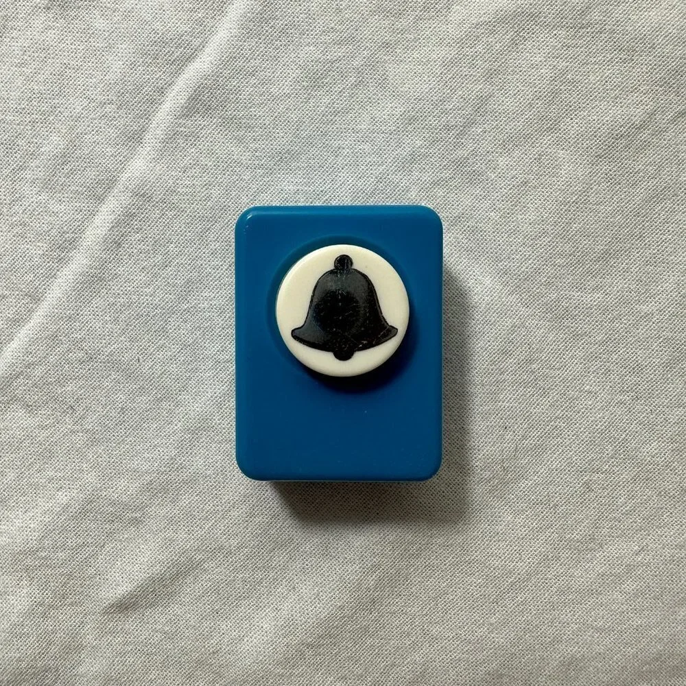 Scrapbooking Paper Punch - Bell Shape